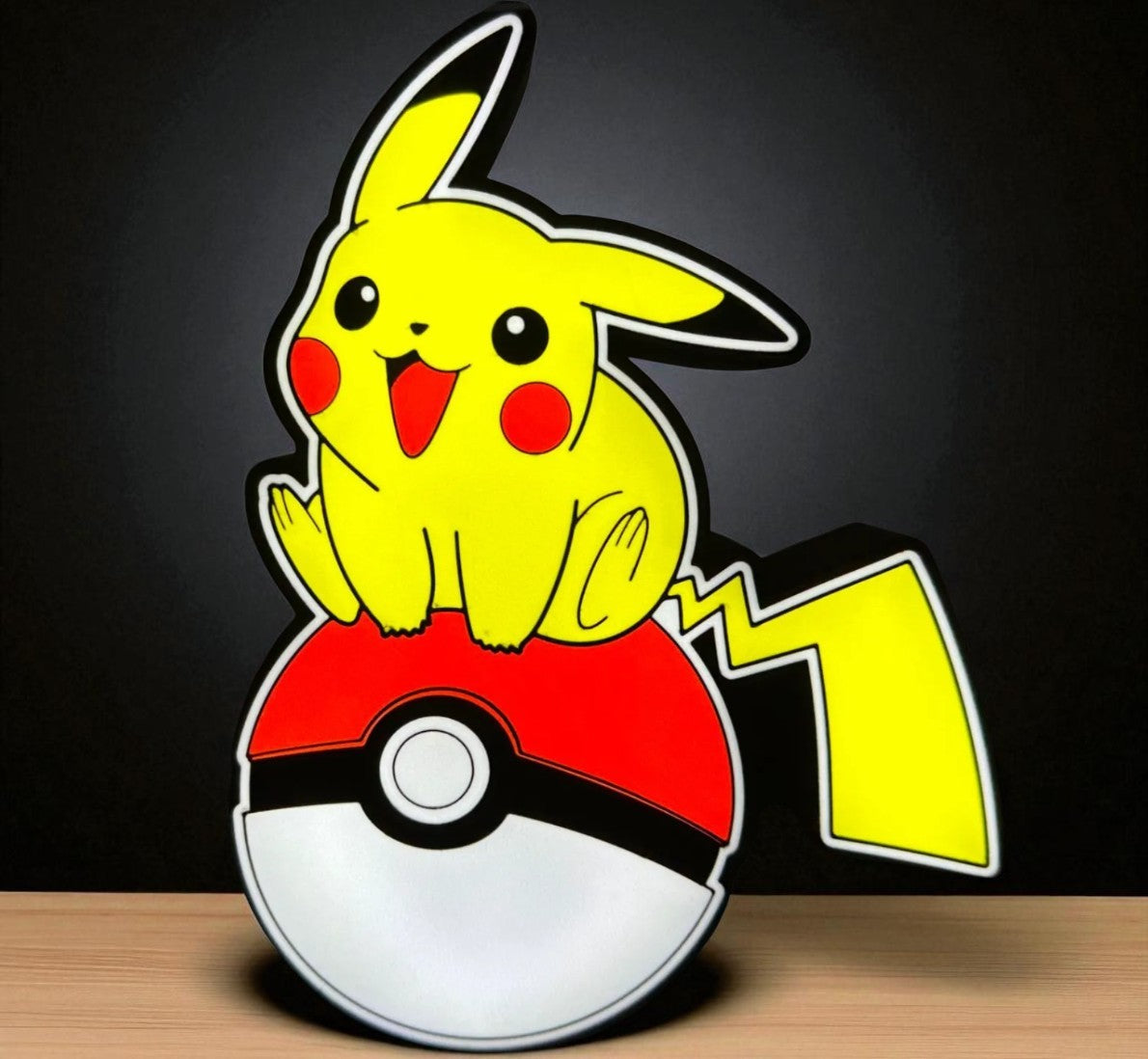 “Φωτιζόμενο Pikachu Lightbox – Πιάσε τη Λάμψη!”