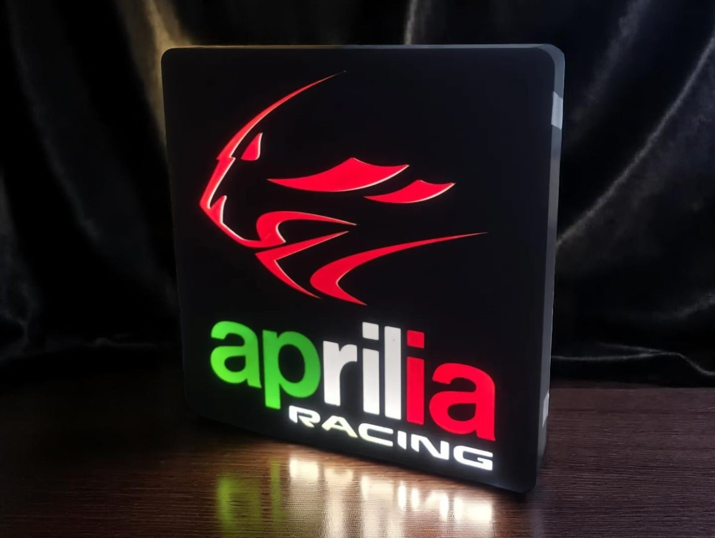 Φωτεινό Lightbox Aprilia Racing – Χειροποίητο Fan Art Διακοσμητικό
