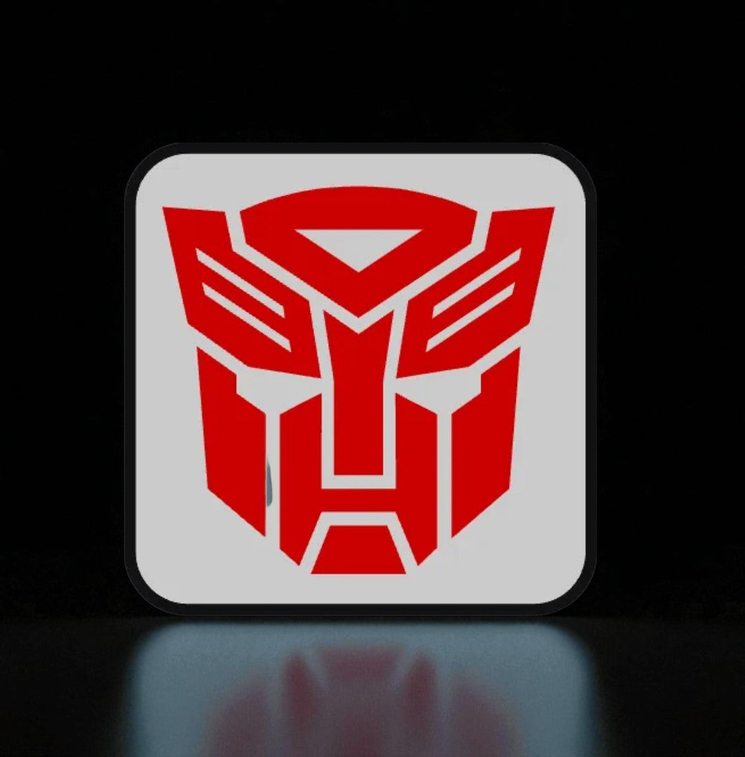 “Δύναμη Autobot” – Φωτιζόμενο 3D Printed Lightbox (Fan Art)