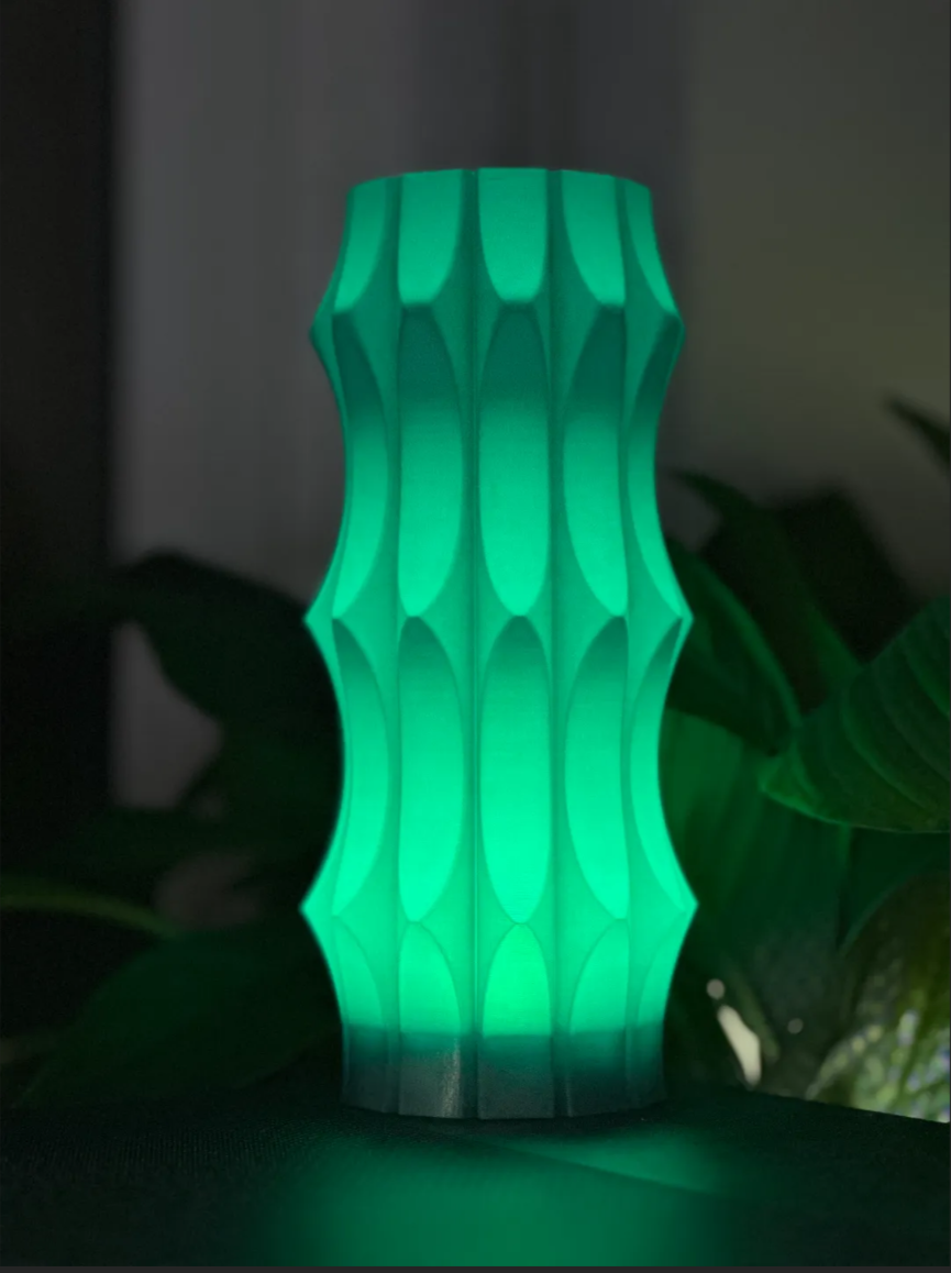 Λάμπα "Futuristic Glow"