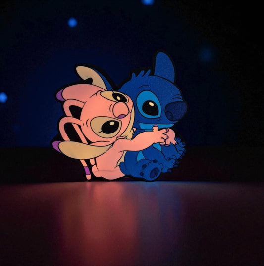 Fan Art Φωτιστικό Stitch & Angel – 3D Printed Lightbox Αγκαλιάς
