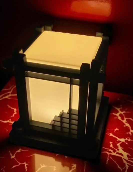 3D Printed Mini Επιτραπέζιο Φωτιστικό – Ιαπωνικό Στυλ με Αρχιτεκτονική Υπογραφή