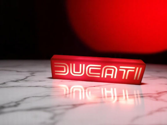 Φωτεινό Lightbox DUCATI Logo – Μοντέρνο Fan Art Διακοσμητικό 