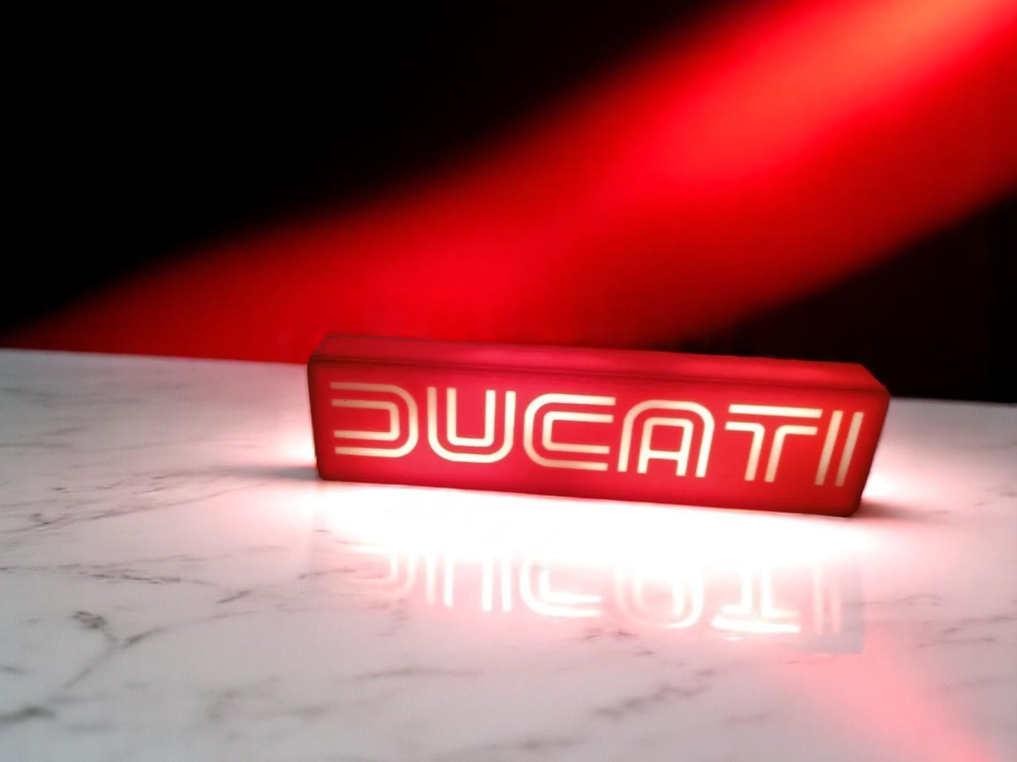 Φωτεινό Lightbox DUCATI Logo – Μοντέρνο Fan Art Διακοσμητικό 