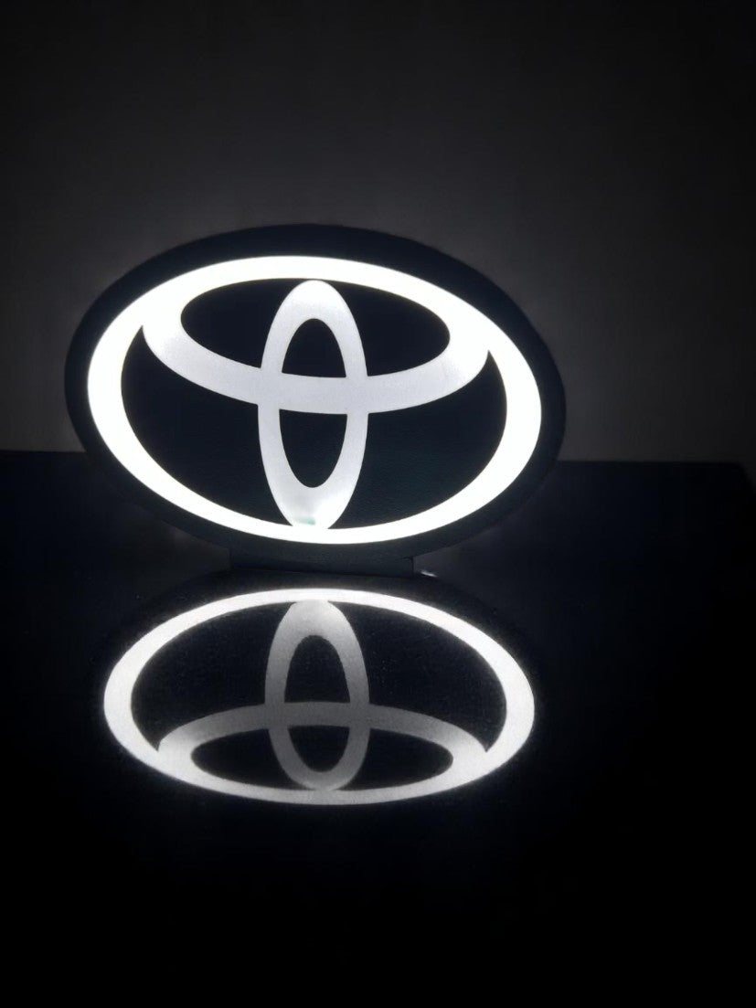 Φωτεινό Lightbox Toyota Oval – Κομψό Fan-Art Διακοσμητικό