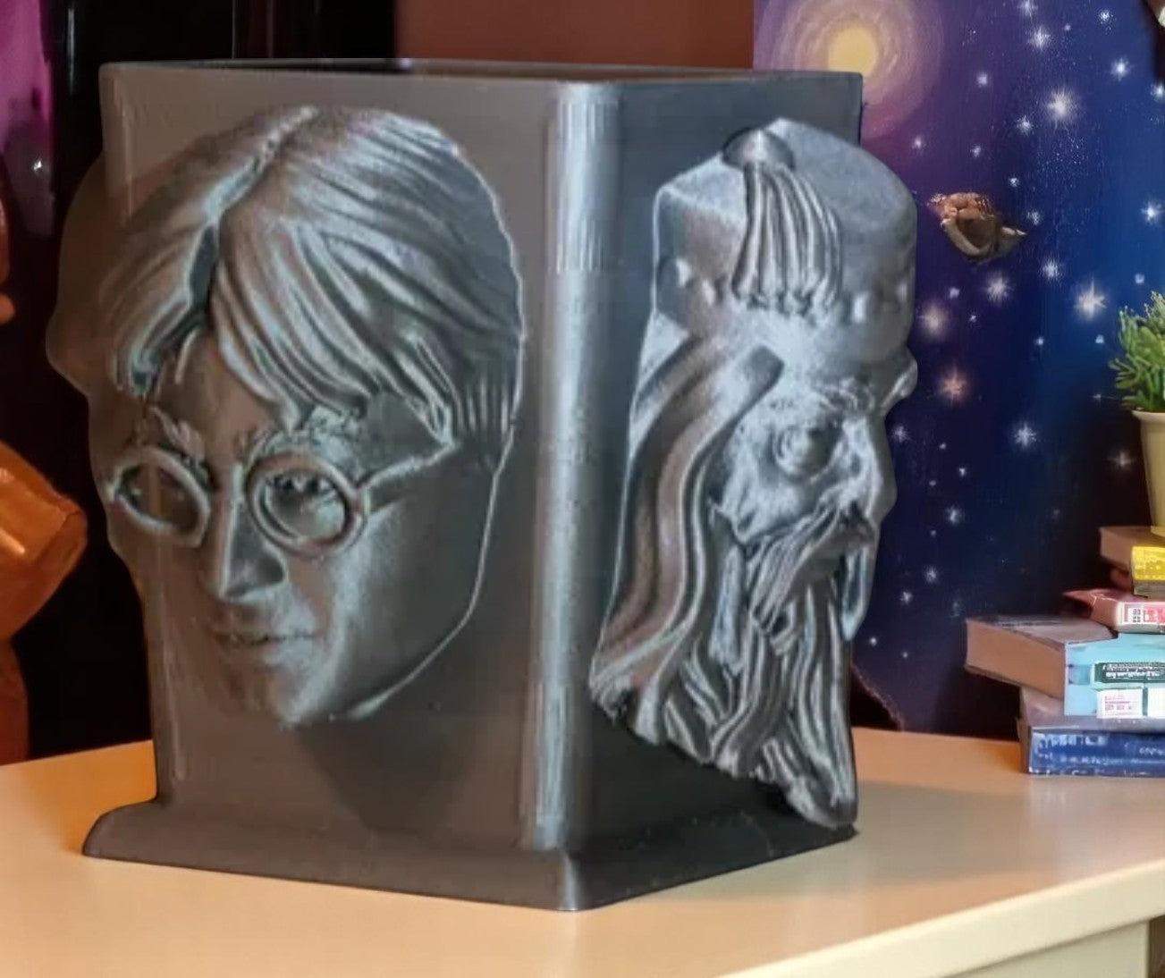 Μαγική Μολυβοθήκη Χάρι Πότερ & Ντάμπλντορ | 3D Printed Fan Art Διακοσμητικό Γραφείου