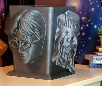 Μαγική Μολυβοθήκη Χάρι Πότερ & Ντάμπλντορ | 3D Printed Fan Art Διακοσμητικό Γραφείου