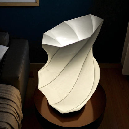 Spiral Flow – Επιτραπέζιο 3D Printed Φωτιστικό
