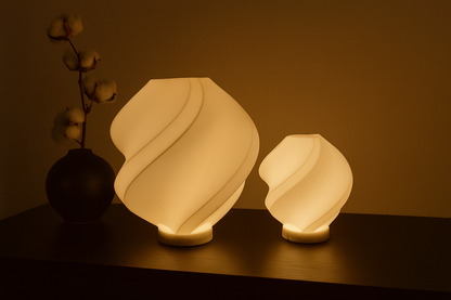 Φωτιστικό “Twist Aura” – Μοντέρνο Επιτραπέζιο Φωτιστικό σε Δύο Μεγέθη (Μονό & Σετ)