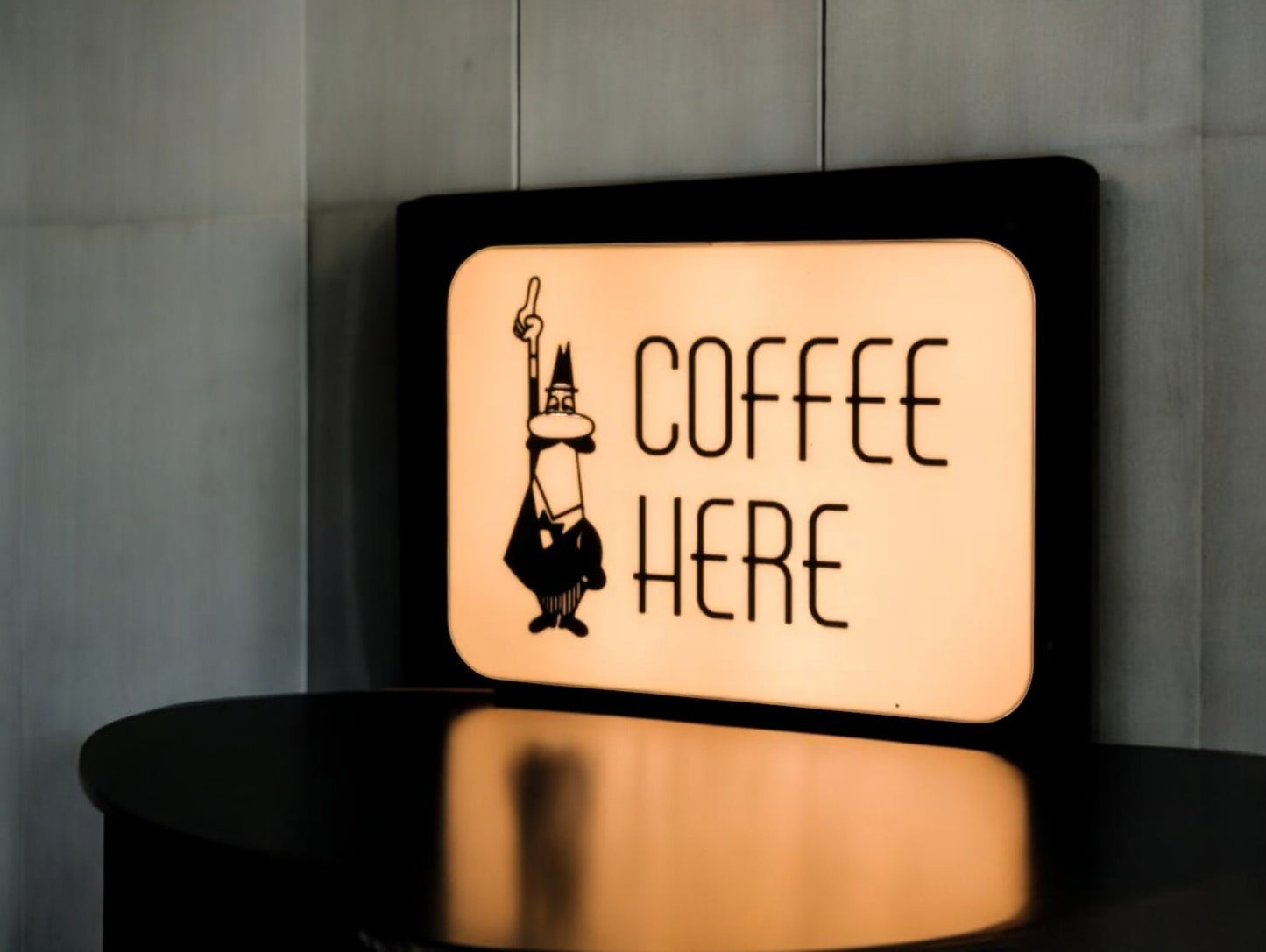 Λάμπα "Coffee Here" - Φωτισμός με Άποψη για τους Λάτρεις του Καφέ