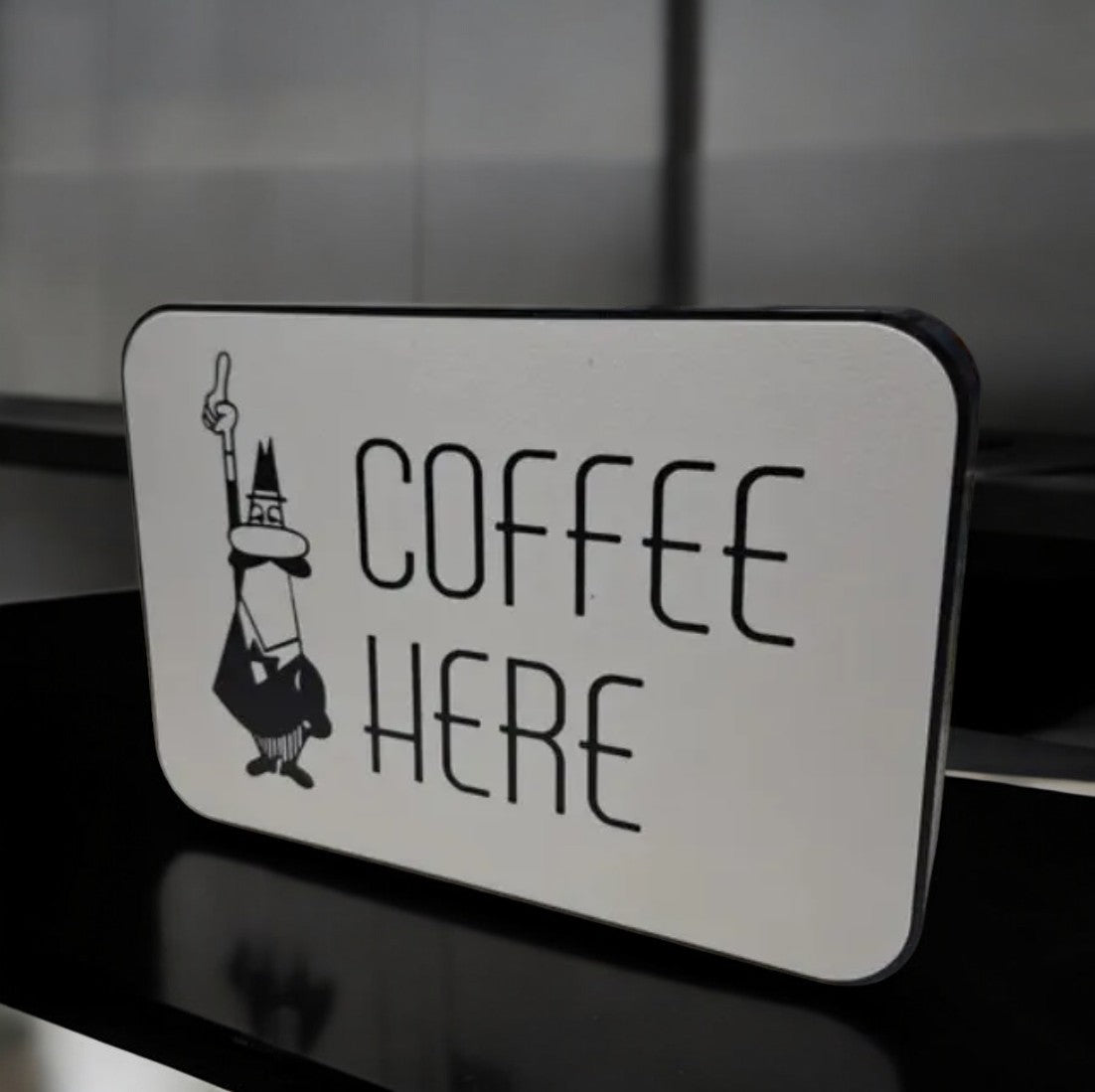 Λάμπα "Coffee Here" - Φωτισμός με Άποψη για τους Λάτρεις του Καφέ