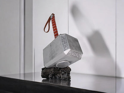 Mjolnir – Το Σφυρί του Θορ