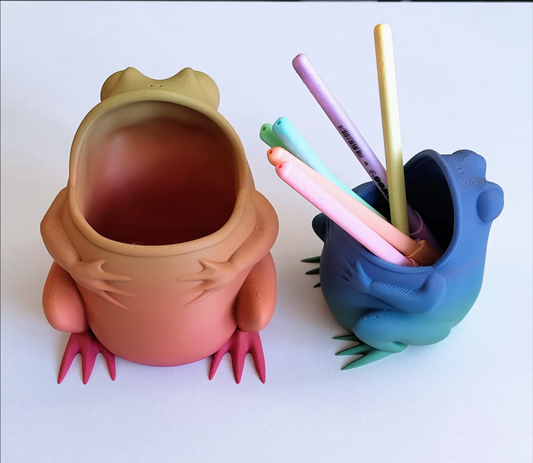 Frog Pen Holders - Unique  Desk Accessories