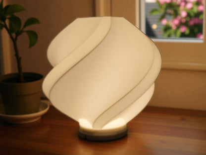 Φωτιστικό “Twist Aura” – Μοντέρνο Επιτραπέζιο Φωτιστικό σε Δύο Μεγέθη (Μονό & Σετ)