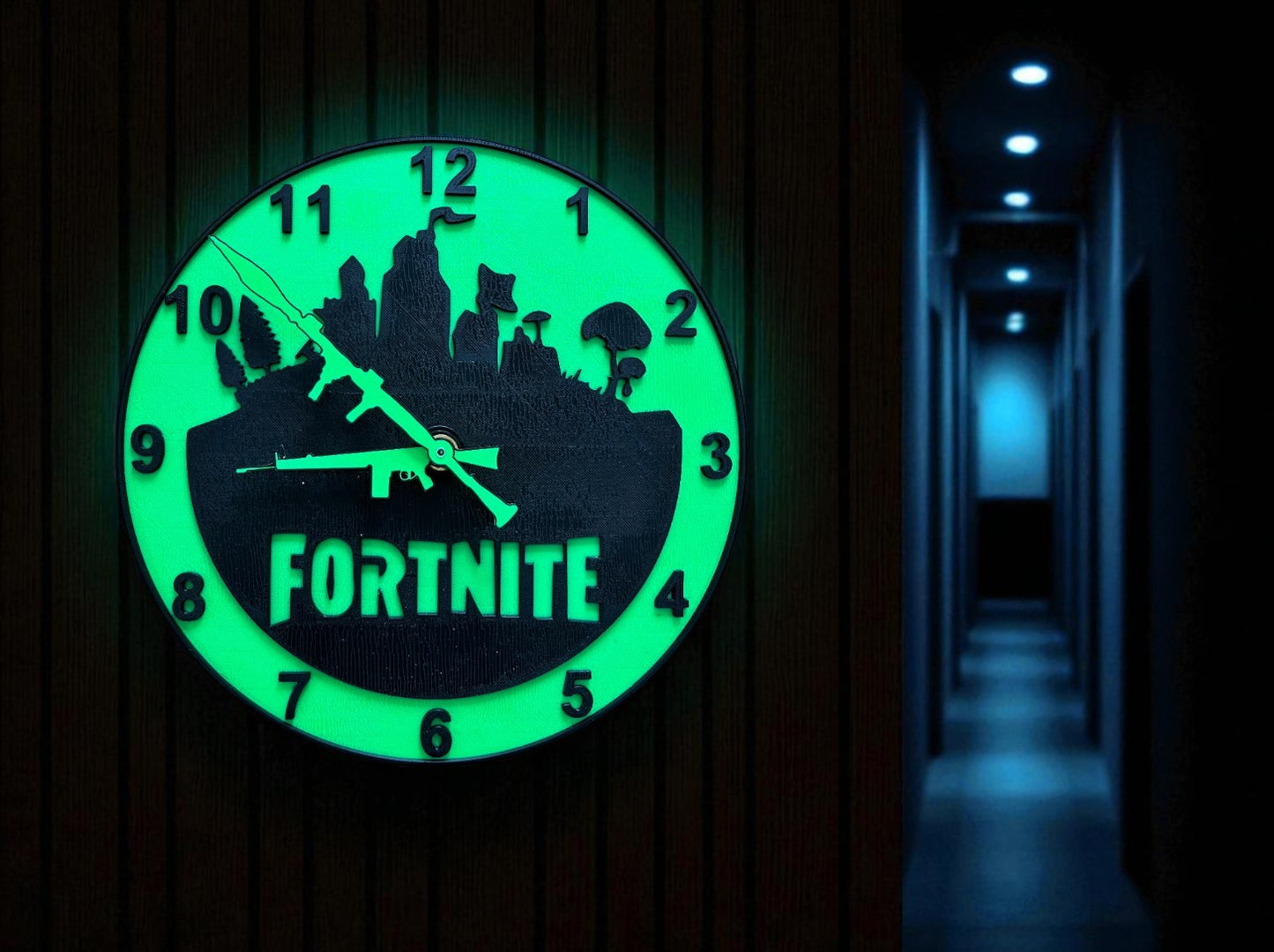 Glow-in-the-Dark Fortnite Ρολόι Τοίχου | Fan Art Edition
