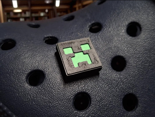 🧨 Croc Charm "Creeper Block"